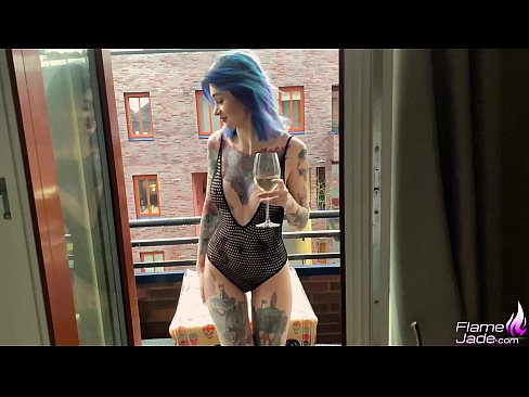 ❤️ Großartiges Mädchen lutscht mit einem Schluck und fickt leidenschaftlich unter freiem Himmel Fuck video bei de.eviewporn.ru ☑